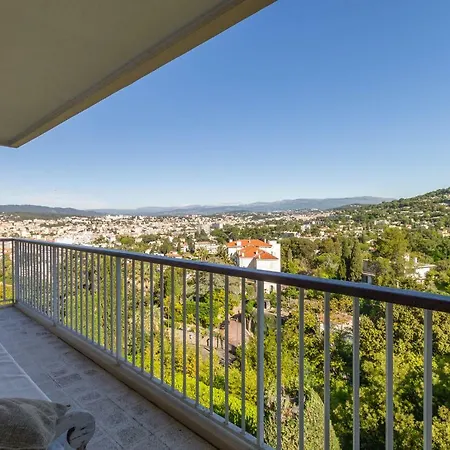 Les Pins Tranquilles Apartment